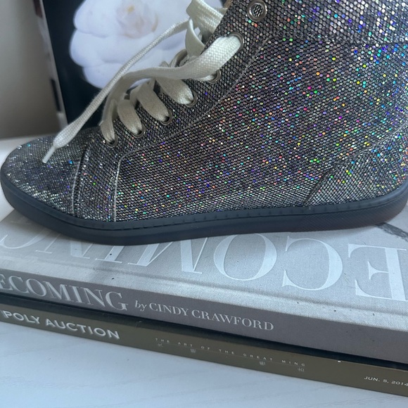 Women’s Christian Louboutin Glitter Sneaker. Only Worn Twice . Size 38 1/2 - Picture 9 of 10